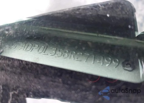 2011 Ford Fusion Hybrid z USA, uszkodzony, nr VIN 3FADP0L35BR271499